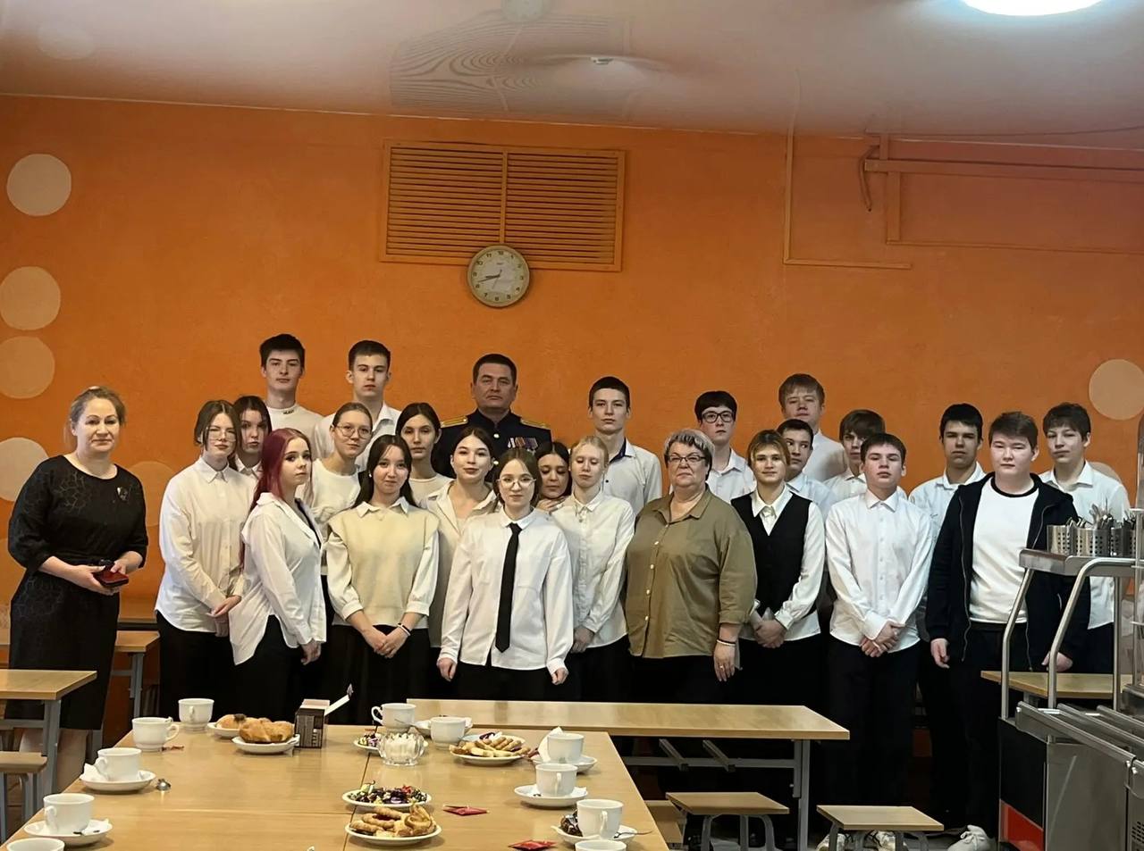 Ветеран следствия встретился с учениками глазовской школы Ветеран следствия встретился с учениками глазовской школы