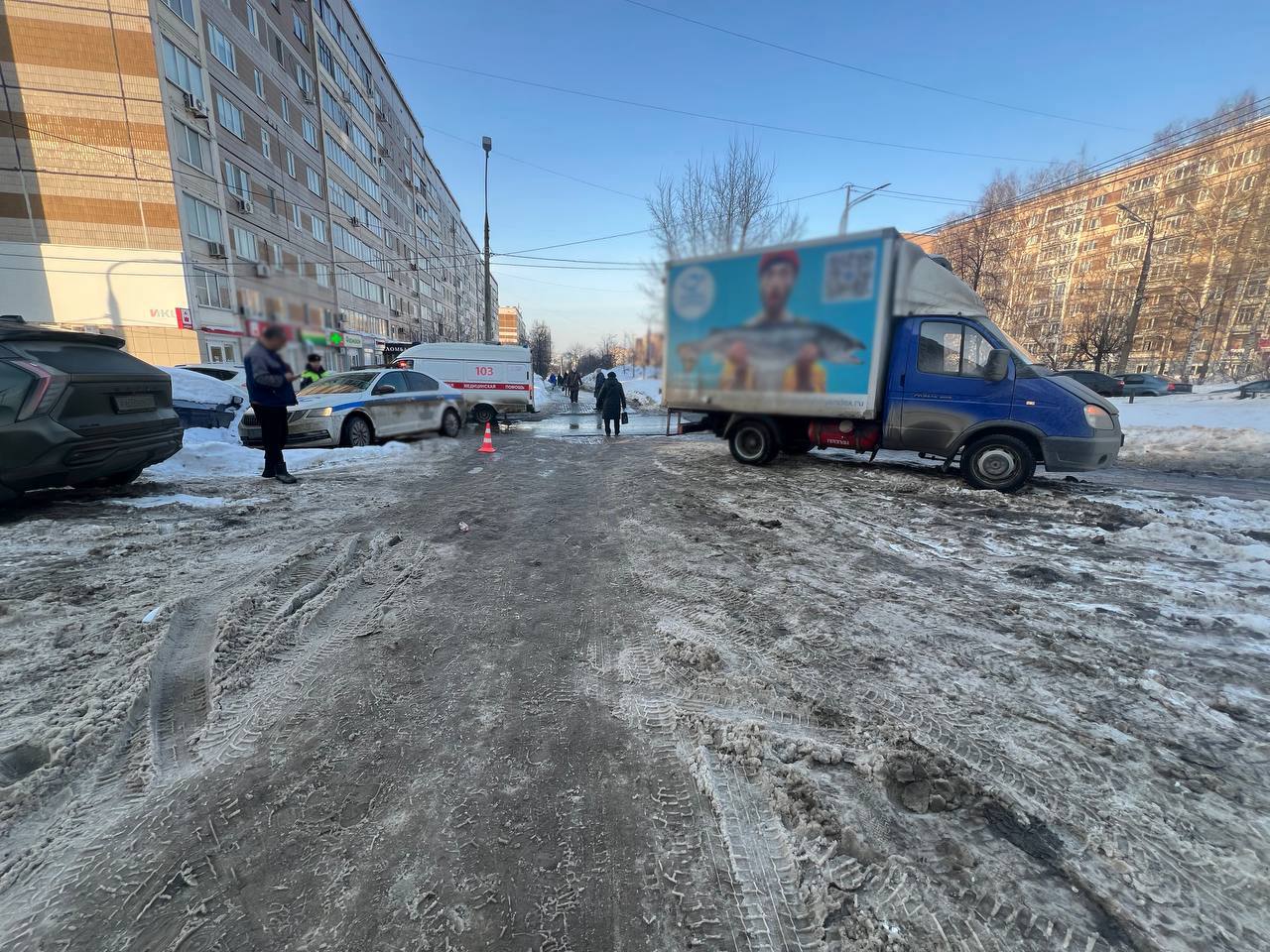 В ДТП в Ижевске пострадала женщина-пешеход В ДТП в Ижевске пострадала женщина-пешеход