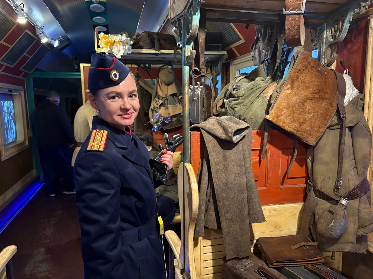 Сотрудники следственного управления посетили уникальный «Поезд Победы» Сотрудники следственного управления посетили уникальный «Поезд Победы»