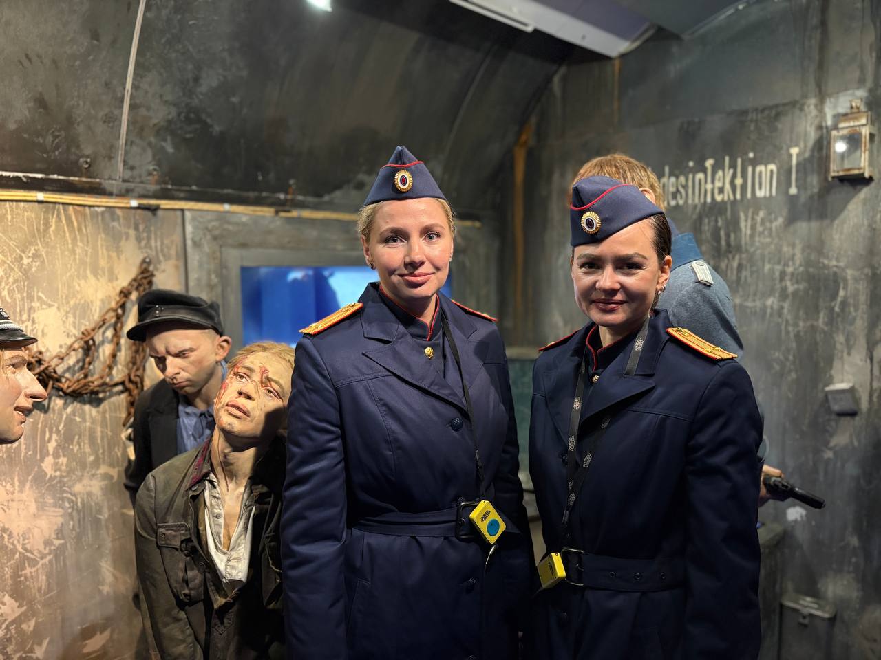 Сотрудники следственного управления посетили уникальный «Поезд Победы» Сотрудники следственного управления посетили уникальный «Поезд Победы»