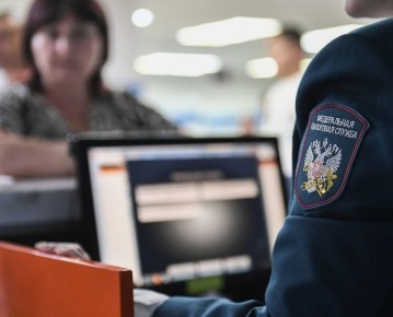 Фотографии из отпуска под прицелом налоговой: как ФНС мониторит «красивую жизнь» россиян