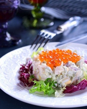 Идеальный салат с кальмарами: свежесть и вкус на вашем столе