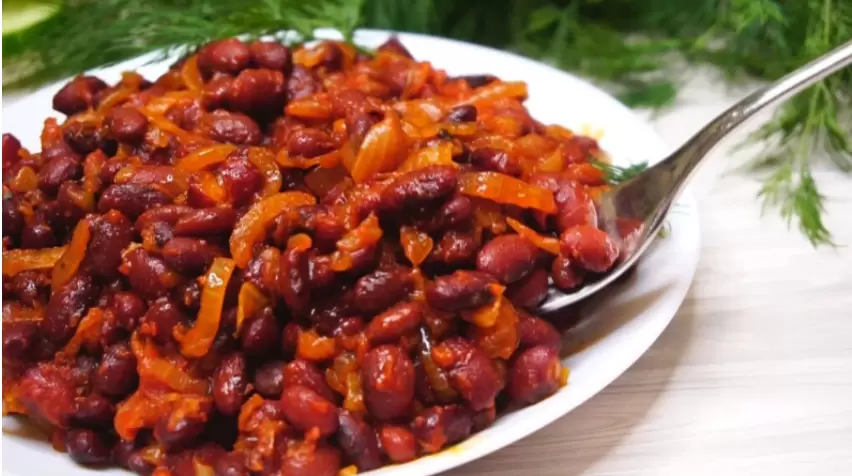 Фасоль в томатном соусе: вкусный и доступный гарнир или закуска