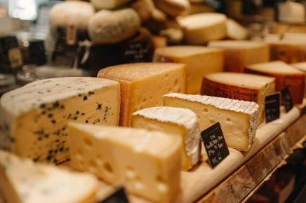 Сыр в снах: знаки и предзнаменования