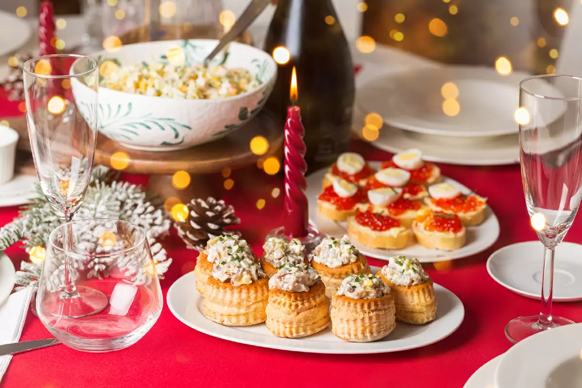 Новый взгляд на традиционные новогодние закуски