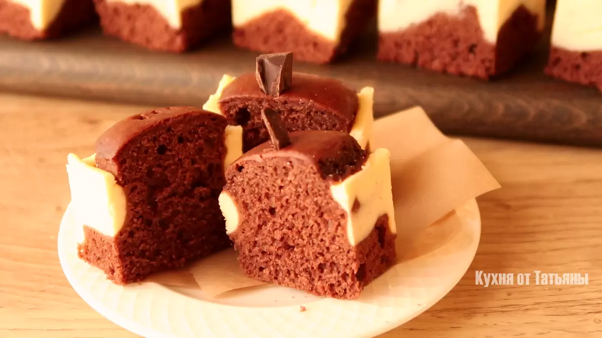 Пирог-подушка с воздушной творожной начинкой: легкость и вкус в каждом кусочке