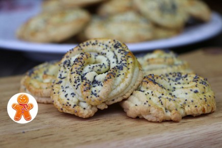 Как испечь волшебные маковые розочки: простой и вкусный рецепт