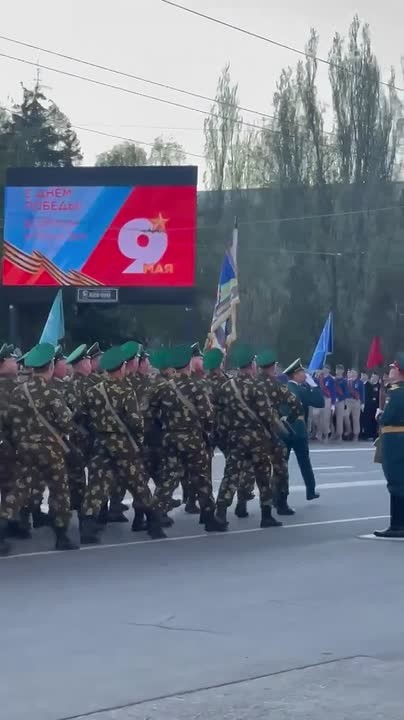 Глава Удмуртии Александр Бречалов опубликовал кадры с генеральной репетиции Парада Победы 7 мая, на которую пригласили ветеранов
