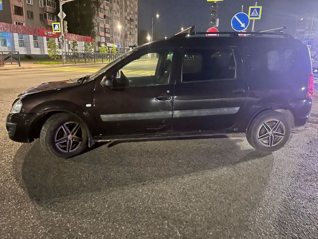 Пьяный водитель стал виновником ДТП в Сарапуле: травмы получили трое пассажиров 18 июля 2026 года, около 2 часов 15 минут, на перекрестке улиц Азина и Дубровская в г. Сарапуле, 28-летний водитель автомобиля «Хендэ Акцент»... Пьяный водитель стал виновником ДТП в Сарапуле: травмы получили трое пассажиров 18 июля 2026 года, около 2 часов 15 минут, на перекрестке улиц Азина и Дубровская в г. Сарапуле, 28-летний водитель автомобиля «Хендэ Акцент»...