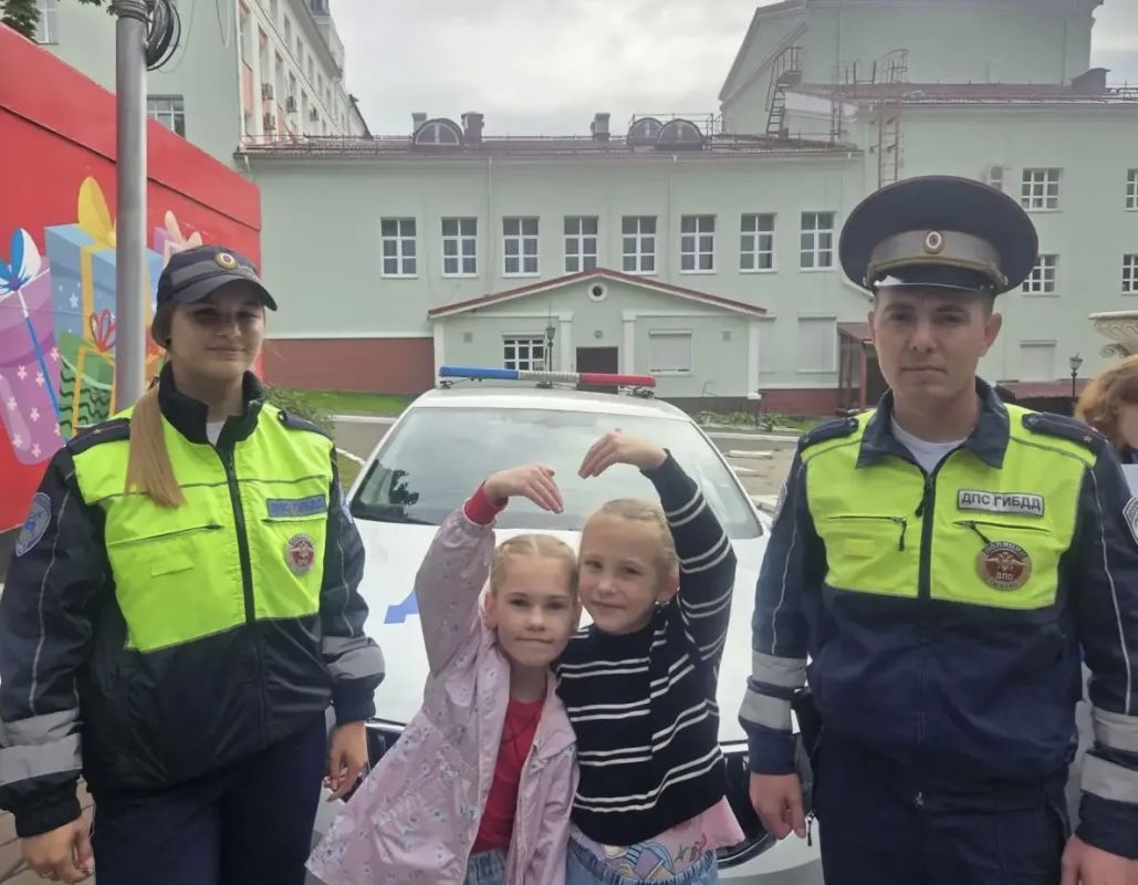 ОБЪЕДИНЯЕМ УСИЛИЯ. В Летнем саду имени М. Горького состоялось яркое и доброе событие - совместное мероприятие с благотворительным фондом ИГГС ОБЪЕДИНЯЕМ УСИЛИЯ. В Летнем саду имени М. Горького состоялось яркое и доброе событие - совместное мероприятие с благотворительным фондом ИГГС