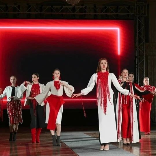 Этно — это модно!. Как культурное наследие звучит в современном мире? Узнаем с 10 по 18 сентября на Неделе этнической моды Этно — это модно!. Как культурное наследие звучит в современном мире? Узнаем с 10 по 18 сентября на Неделе этнической моды