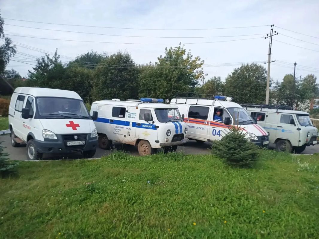 В Якшур-Бодьинском районе прошли пожарно-тактические учения В Якшур-Бодьинском районе прошли пожарно-тактические учения