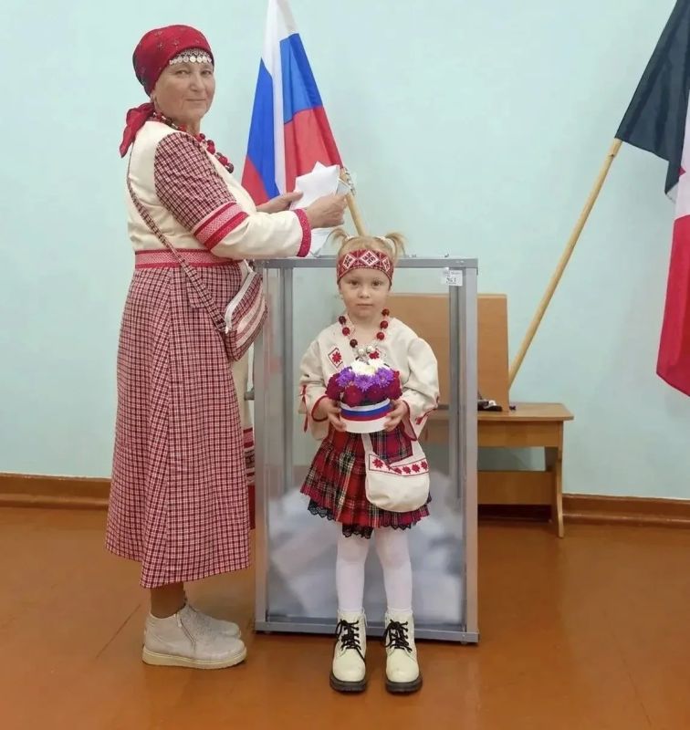 В 8:00 в Республике открылись все избирательные участки