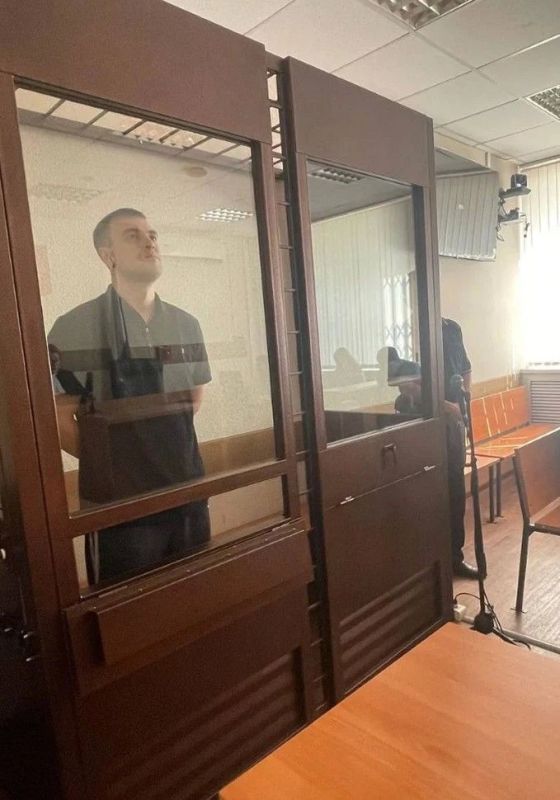 ЖИТЕЛЬ ИЖЕВСКА ОСУЖДЕН К РЕАЛЬНОМУ ЛИШЕНИЮ СВОБОДЫ ЗА ПРИОБРЕТЕНИЕ И ХРАНЕНИЕ НАРКОТИКА ЖИТЕЛЬ ИЖЕВСКА ОСУЖДЕН К РЕАЛЬНОМУ ЛИШЕНИЮ СВОБОДЫ ЗА ПРИОБРЕТЕНИЕ И ХРАНЕНИЕ НАРКОТИКА