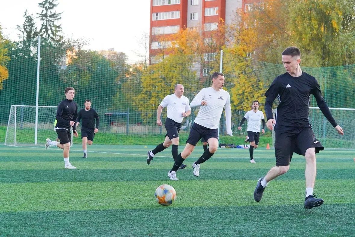 Памяти героя. В Ижевске на стадионе «Торпедо» 4-й год подряд прошёл футбольный турнир памяти участника специальной военной операции Ивана Рылова Памяти героя. В Ижевске на стадионе «Торпедо» 4-й год подряд прошёл футбольный турнир памяти участника специальной военной операции Ивана Рылова