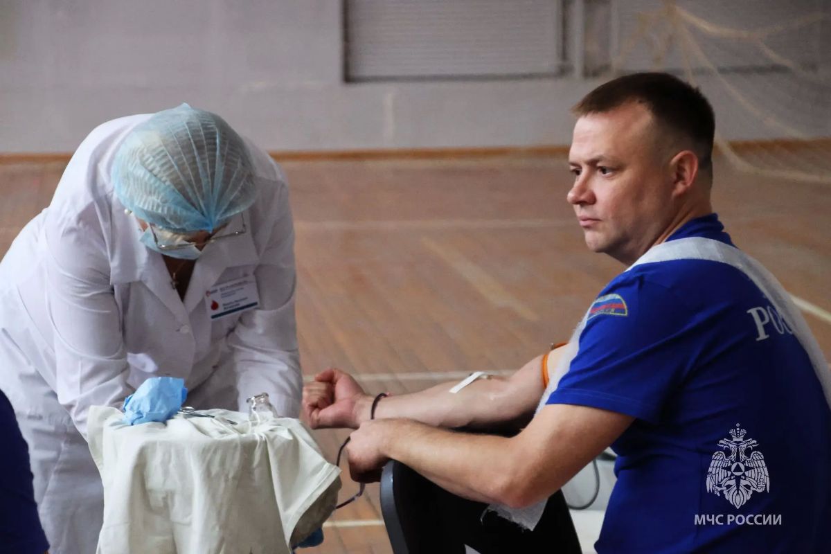 В Удмуртии более 70 сотрудников МЧС России приняли участие в донации В Удмуртии более 70 сотрудников МЧС России приняли участие в донации