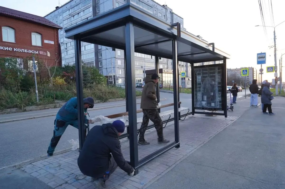 В Ижевске продолжается обновление остановочных комплексов В Ижевске продолжается обновление остановочных комплексов