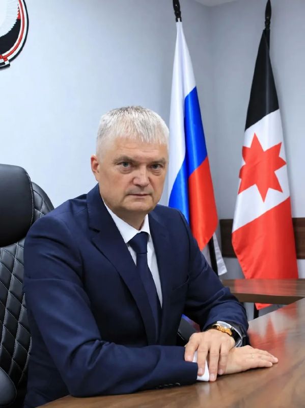 Генерал-майор внутренней службы в отставке и экс-начальник ГУ МЧС по Калмыкии Андрей Колдомов сменил Андрея Шуткина на посту и. о. председателя госкомитета Удмуртии по делам ГО и ЧС. Об этом сообщает пресс-служба главы и...