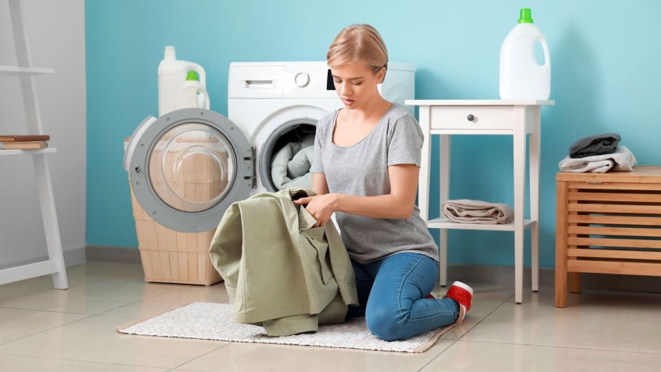 Не выкидывайте куртку со сбившимся синтепоном: ее еще можно спасти