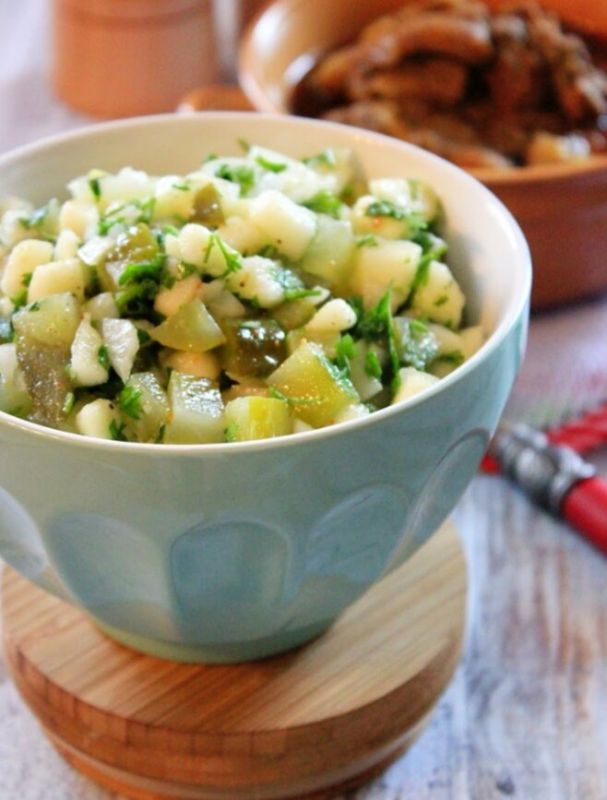 Острые салаты с яблоками: простота, изысканность и яркие вкусовые акценты