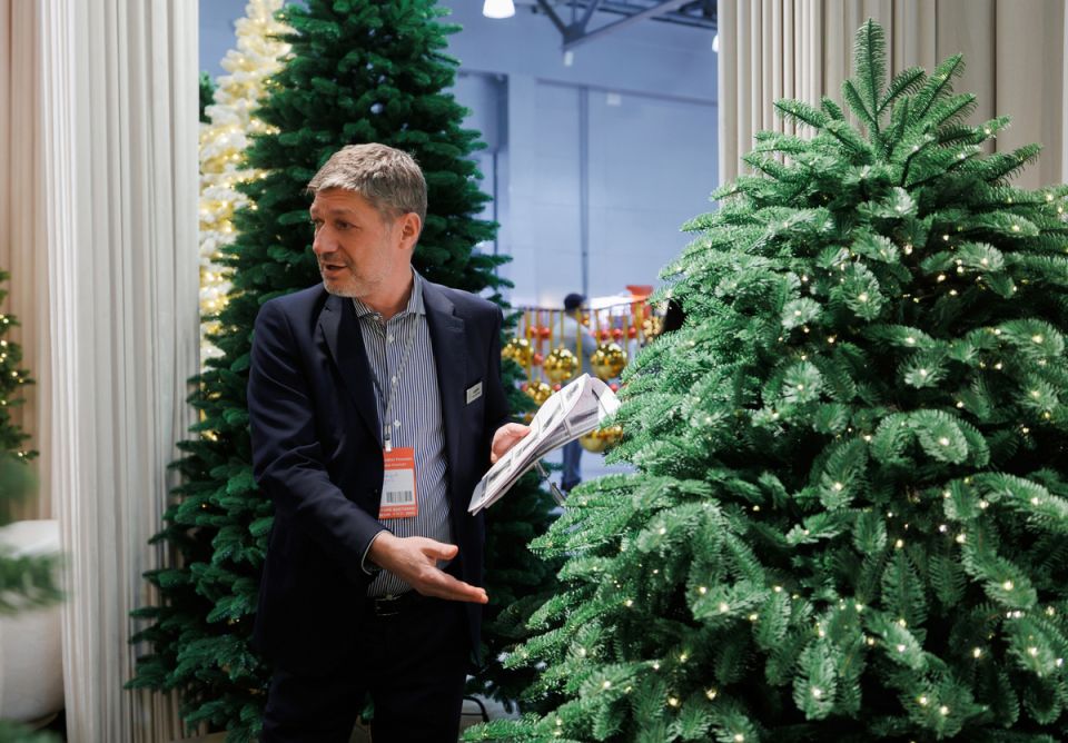 Женщина отсудила тройную стоимость елки после неудачных праздников