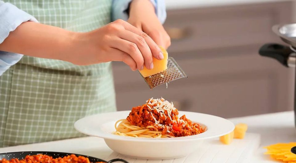 Тайный ингредиент, который преобразит ваш соус болоньезе