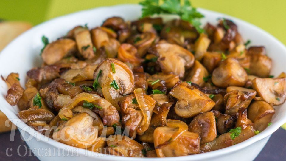 Ароматная закуска с грибами и беконом для вашего стола