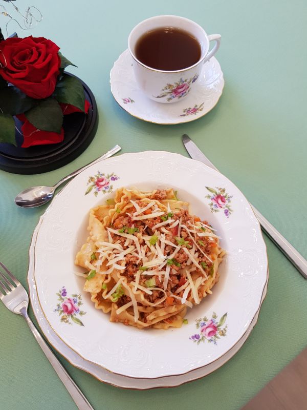 Мафальдине с мясным соусом болоньезе